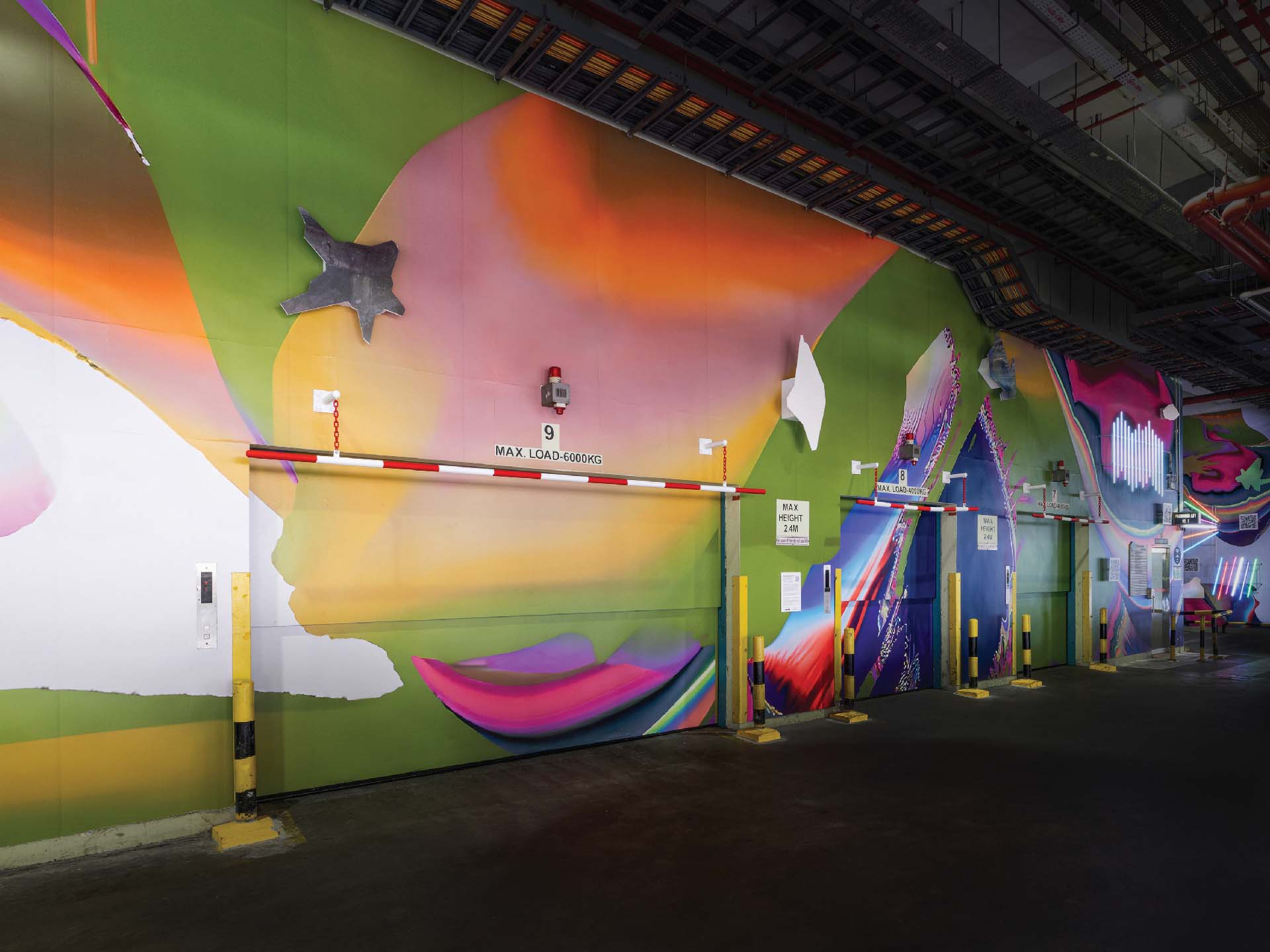 The Oort Cloud and the Blue Mountain: Edition Tanjong Pagar Distripark